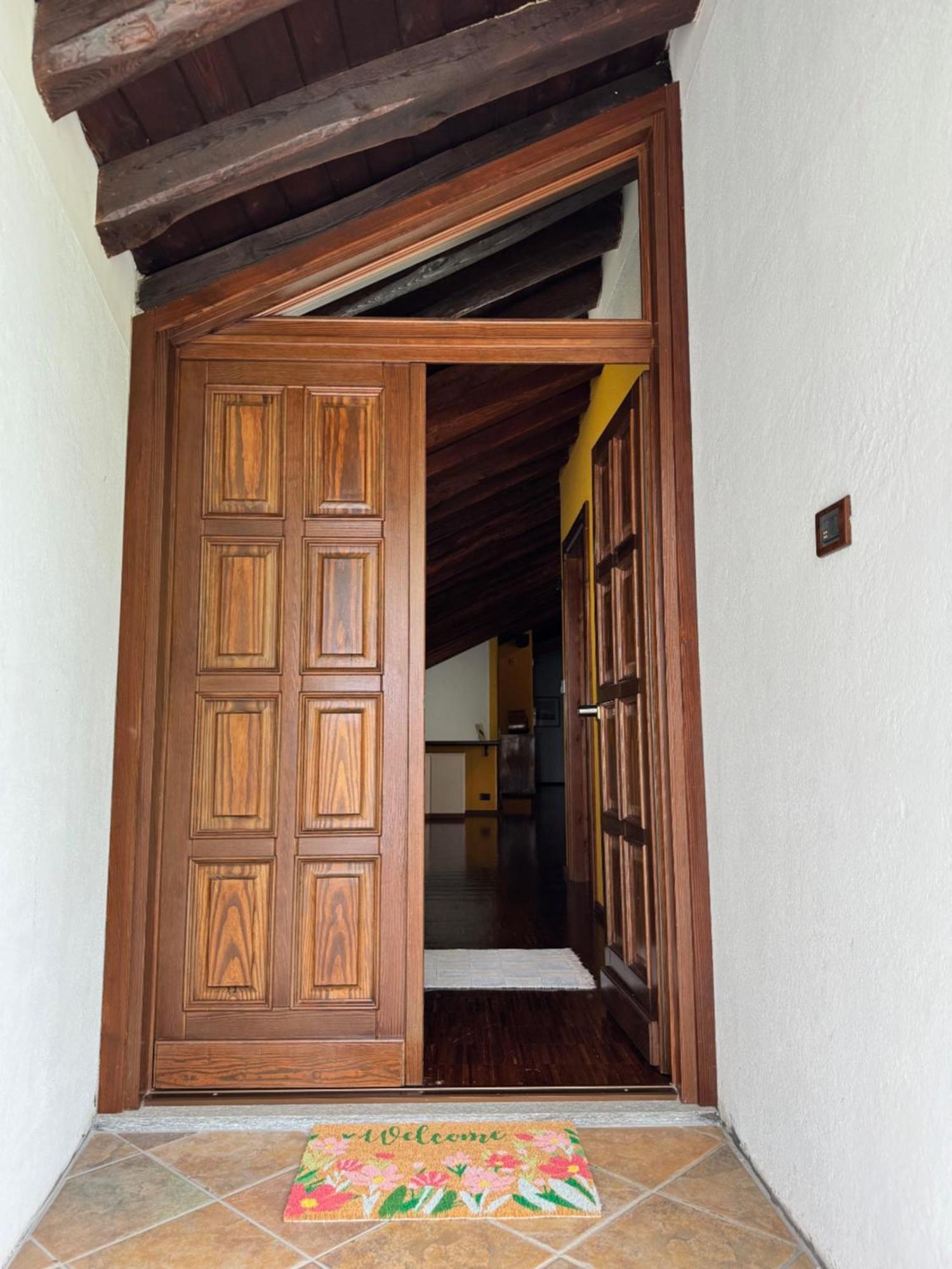 La Casa Di Nina - Traves Villa Pessinetto Luaran gambar