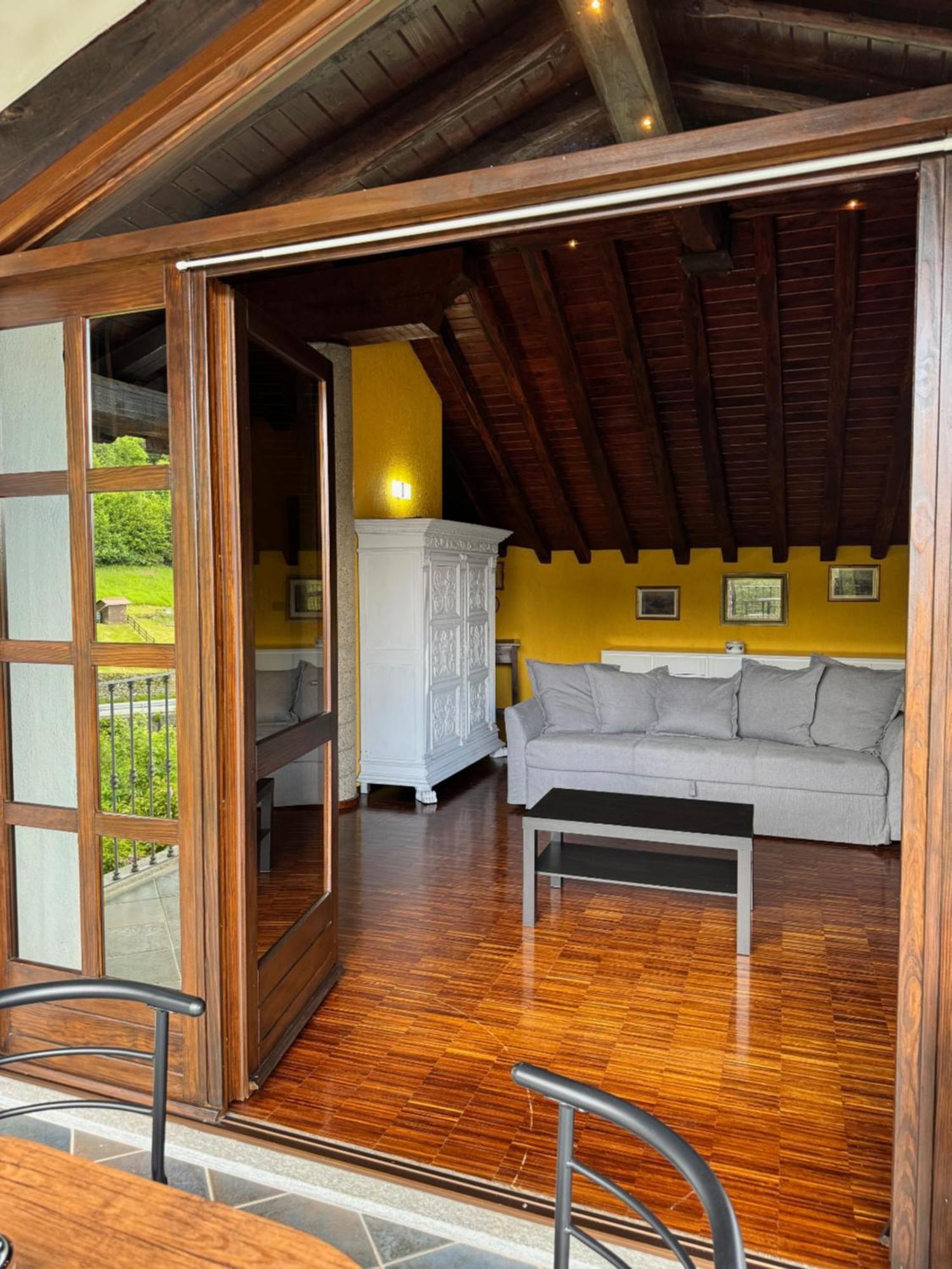 La Casa Di Nina - Traves Villa Pessinetto Luaran gambar