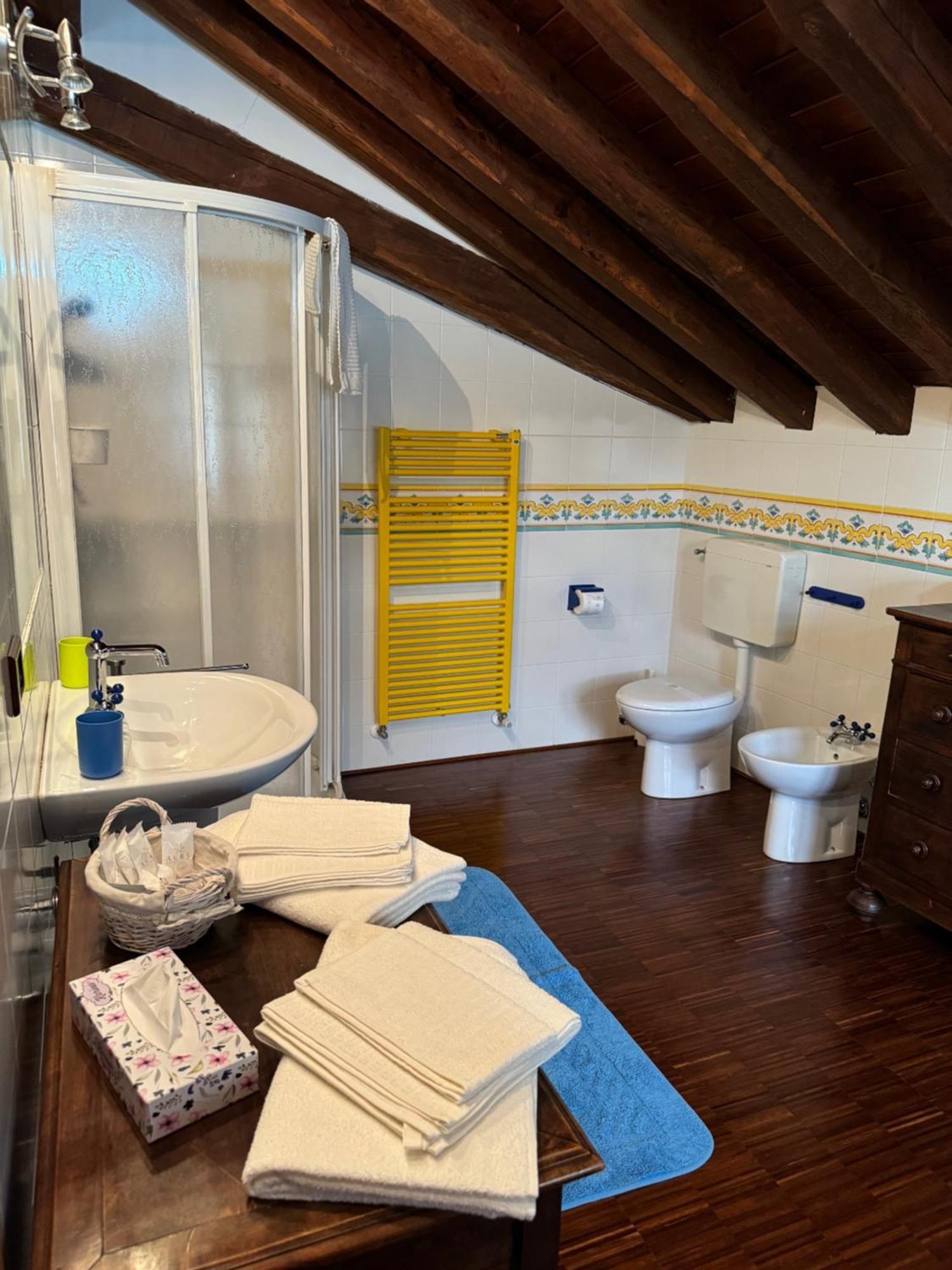 La Casa Di Nina - Traves Villa Pessinetto Luaran gambar