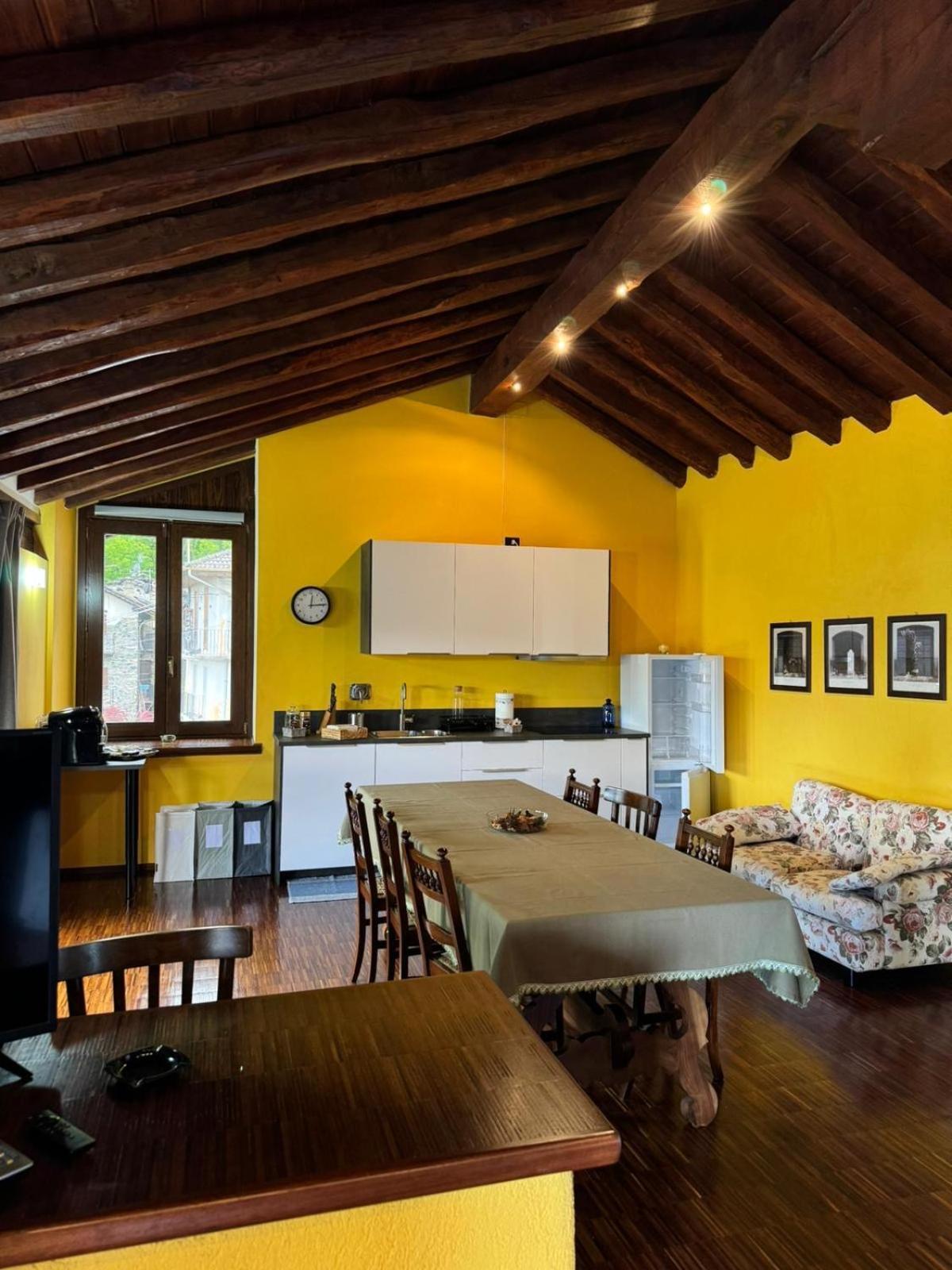 La Casa Di Nina - Traves Villa Pessinetto Luaran gambar